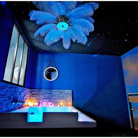 La 7ieme Ciel Etoile, Xxl, Lit Sous Les Etoiles, 5 Min Centre Bourgoin-Jallieu